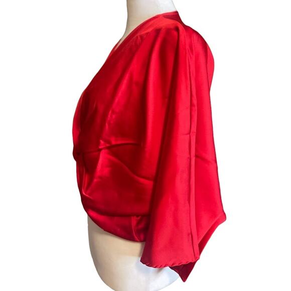 Renee C Twist Satin Cropped Blouse Size Medium NWT - Picture 4 of 9